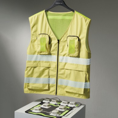 Cooling Gear for Construction Workers
